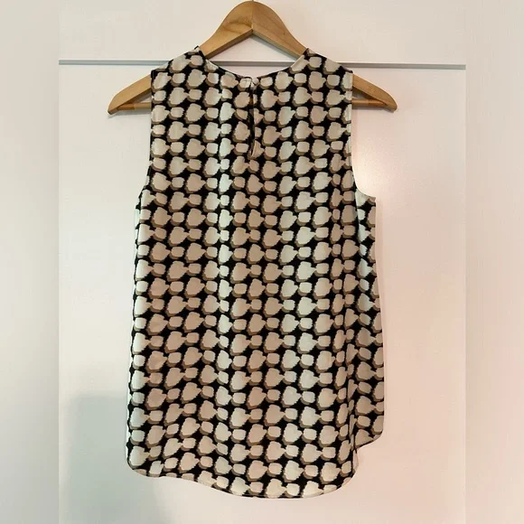 Banana Republic tank blouse in cream and black, size XS - Picture 2 of 8